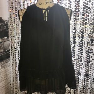 Cliché-Flowy Sheer Blouse